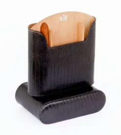Brizard Travel Humidor Lizard Pattern Black - Made In The USA 5 Brizard Travel Humidor Lizard Pattern Black - Made In The USA -Elighters Shop brizard travel humidor lizard pattern black made in the usa 72