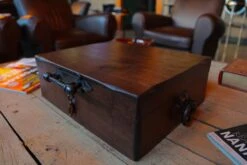 Small Hacienda Airflow Black Walnut Humidor - Holds 30-40 Cigars -Elighters Shop small hacienda airflow black walnut humidor holds 30 40 cigars 87