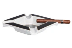 Visol Festus Large Cigar Ashtray - Matte Black And Gold -Elighters Shop visol festus large cigar ashtray matte black and gold 62