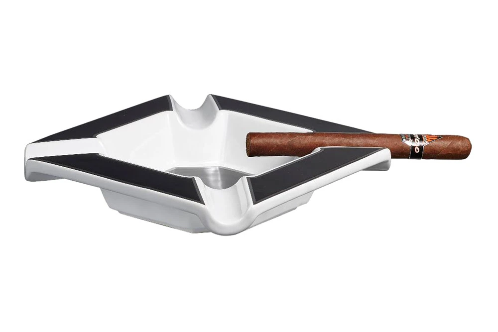 Visol Festus Large Cigar Ashtray - Matte Black And Silver 4 Visol Festus Large Cigar Ashtray - Matte Black And Silver - Image 2