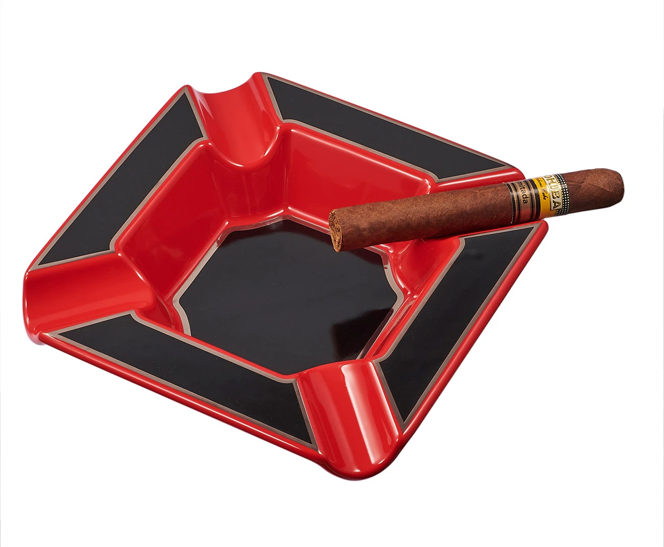 Visol Festus Large Cigar Ashtray - Matte Black And Red 5 Visol Festus Large Cigar Ashtray - Matte Black And Red - Image 3