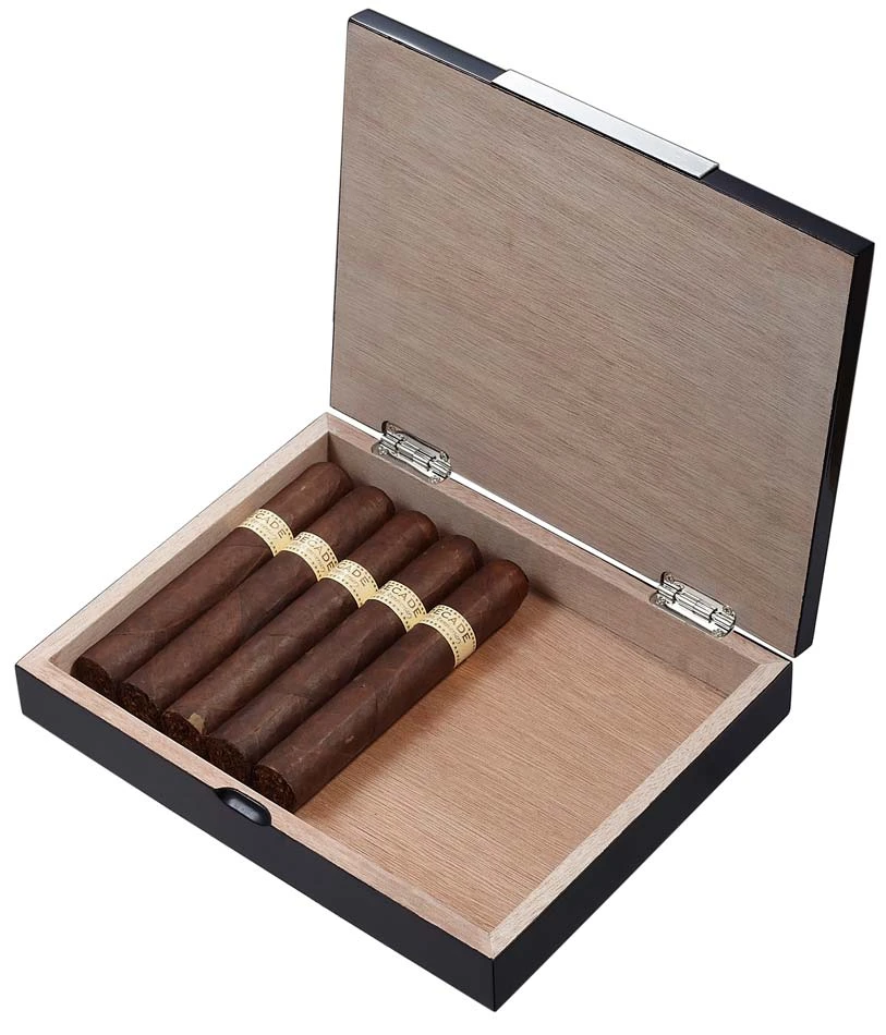 Visol Barclay Black Matte Travel Cigar Humidor - Holds 10 Cigars 3 Visol Barclay Black Matte Travel Cigar Humidor - Holds 10 Cigars